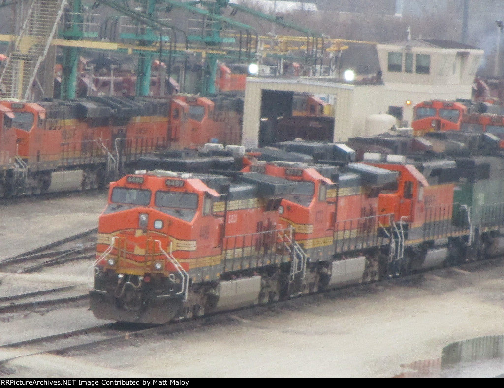 BNSF 4489